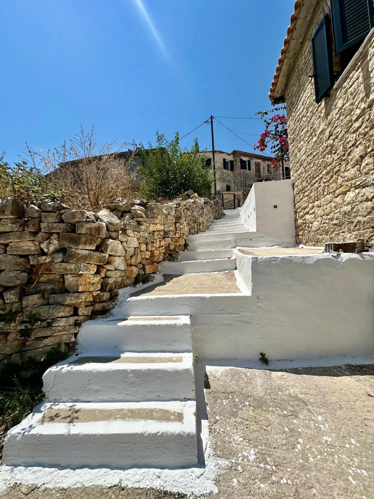 Willa Chrysavgi Stone House Katomerion Zewnętrze zdjęcie